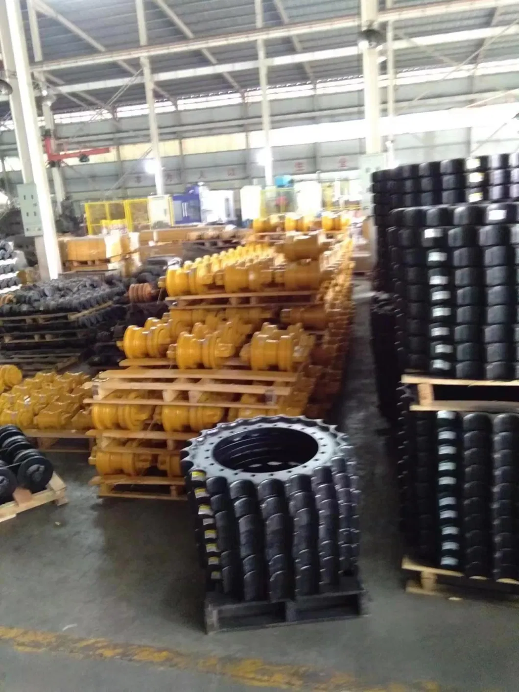 Manufacturer High Quality Rubber Track for Construction Machinery Chassis for Chassis Parts for Excavator Loaders and Drill